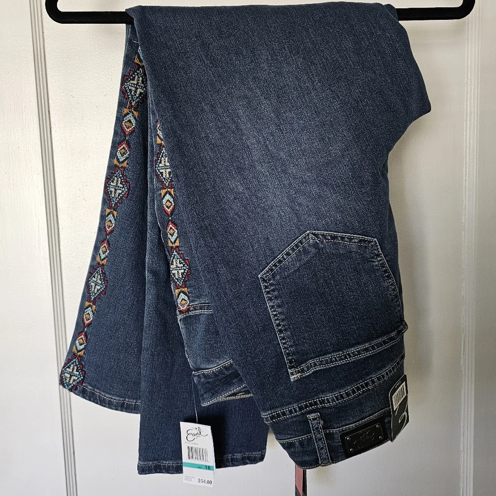 NWT Earl Jeans, skinny ankle embroidery detail 16 - Picture 1 of 5